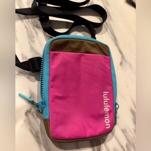 Lululemon Easy Access Crossbody Bag